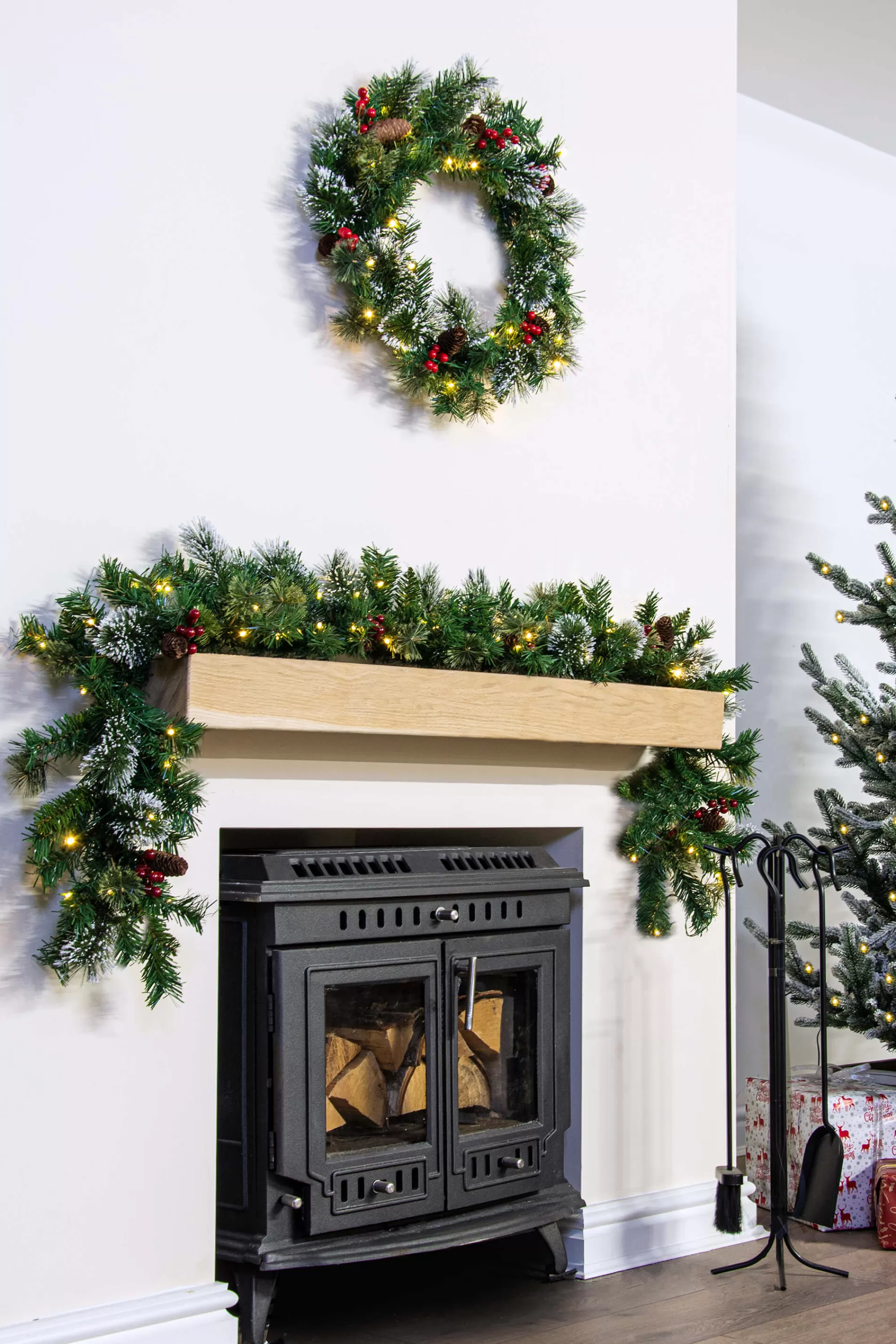 Online Christmas Tree World 50Cm Pre-Lit Decorated Mixed Pine Wreath Warm White/Multicolour Leds